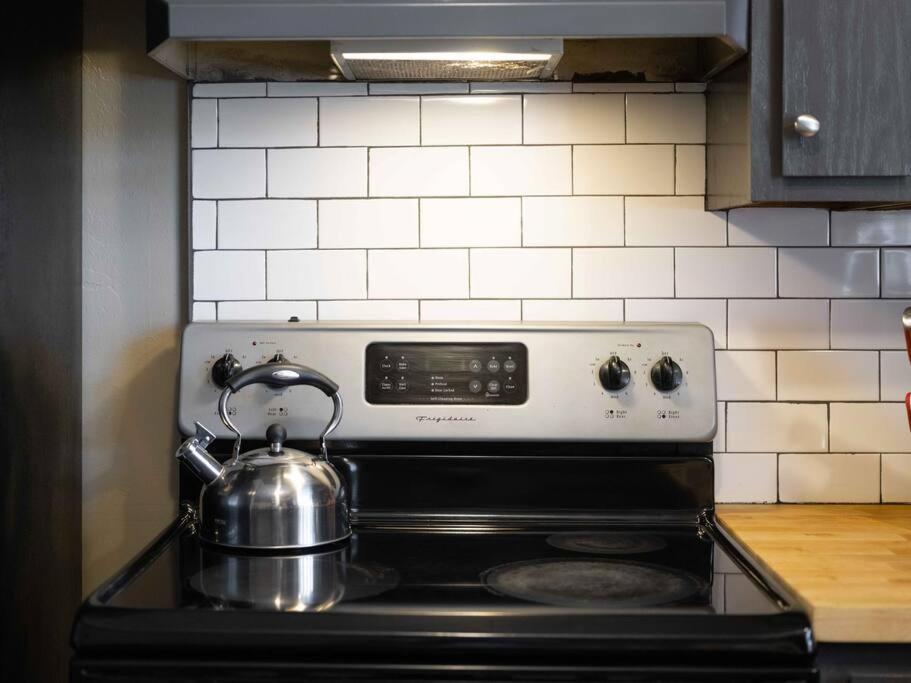 Stonegate Lodge Bear'S Den Kitchen, Pool, Firepit, Wifi ,Smart Tvs Eureka Springs Exteriör bild