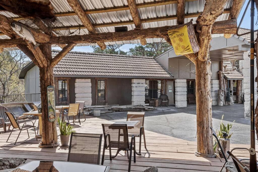 Stonegate Lodge Bear'S Den Kitchen, Pool, Firepit, Wifi ,Smart Tvs Eureka Springs Exteriör bild