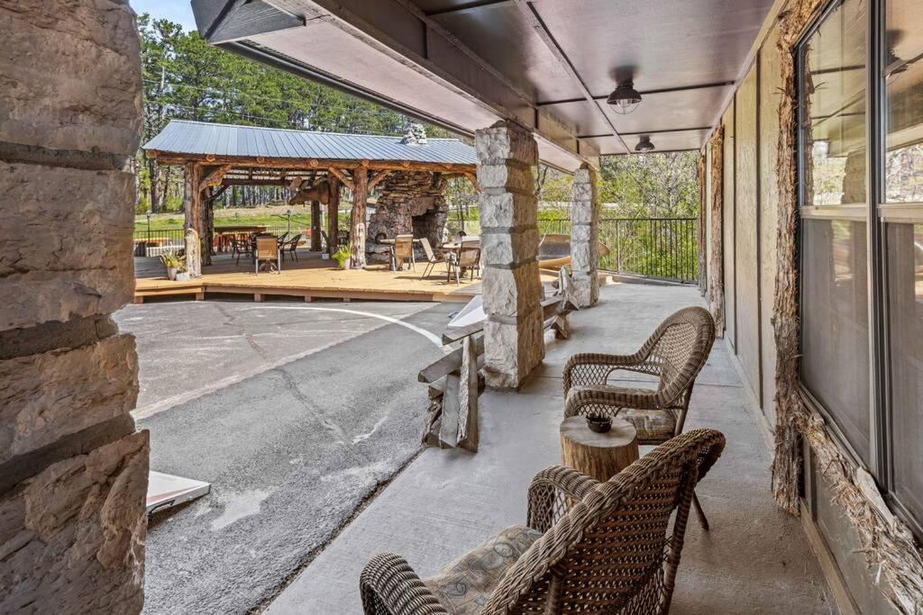 Stonegate Lodge Bear'S Den Kitchen, Pool, Firepit, Wifi ,Smart Tvs Eureka Springs Exteriör bild
